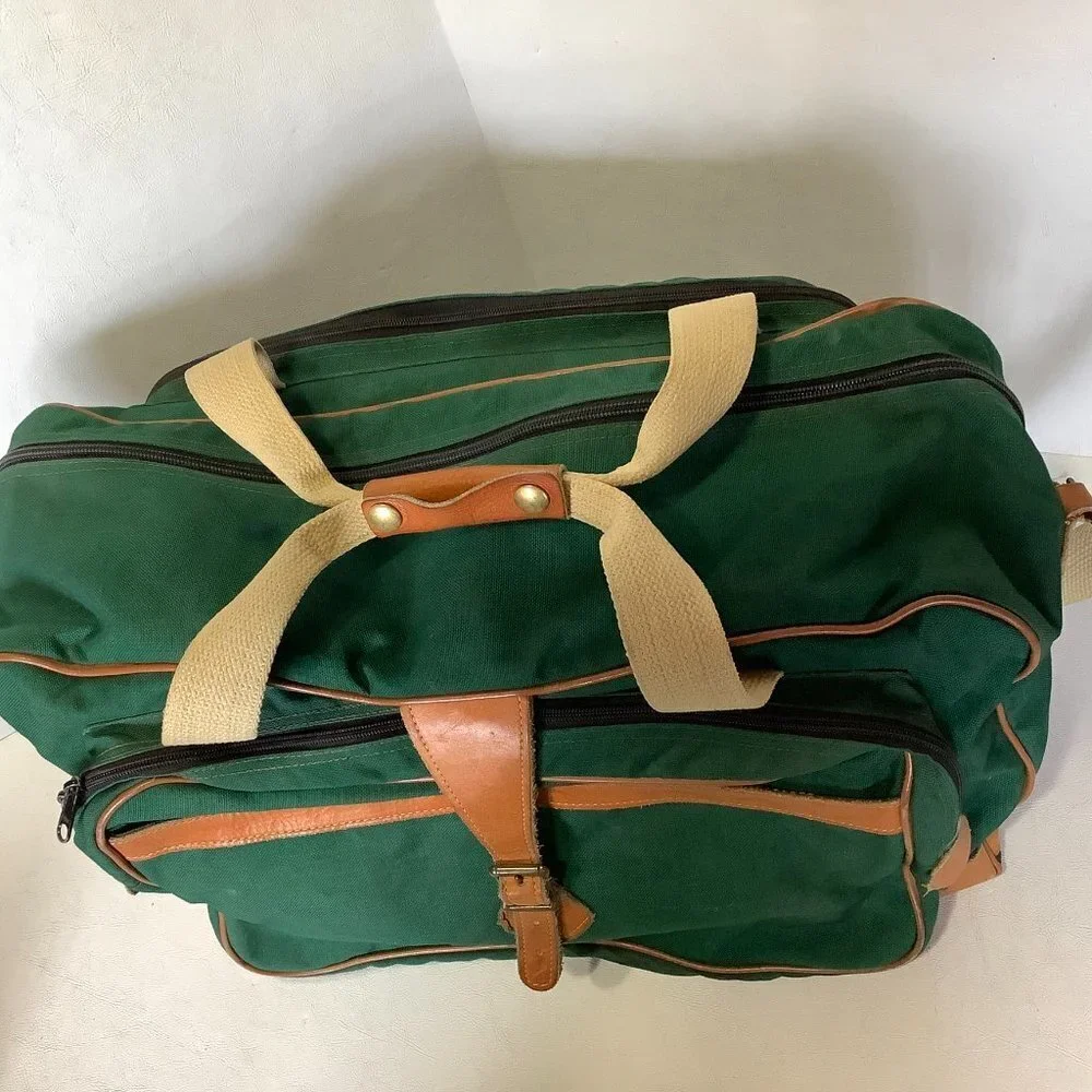 Vintage Wilderness Experience Duffle Bag Green 20